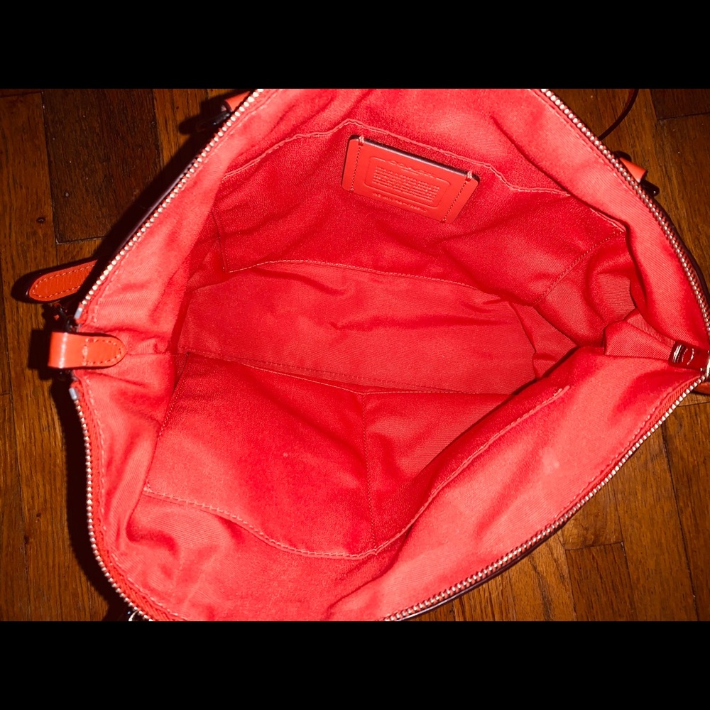 Coach Crossbody - Picture 2 of 3